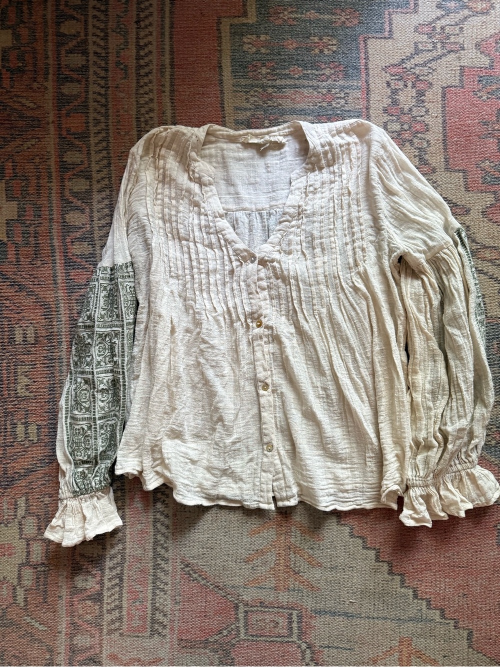 Twelve by Twelve Cream Gauze Button-Front Blouse with Folk Art Sleeves